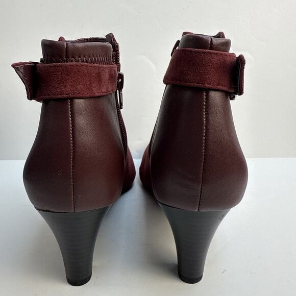 Alfani Women’s 10.5 Faux Suede Step Flex Size Ankle Zip Burgundy Boot Heels NWOB - Picture 4 of 10